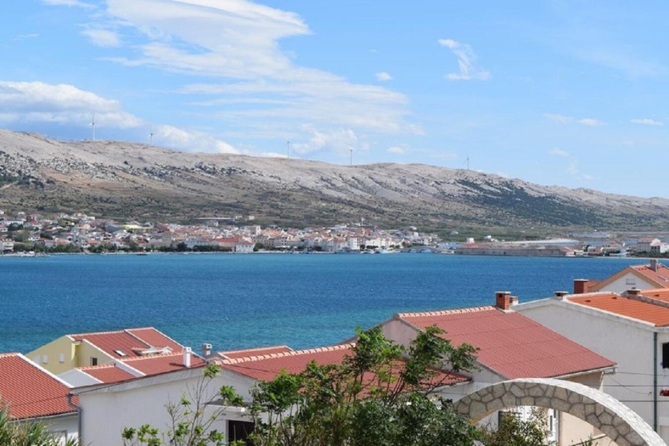 Apartment Dar Pag Town Exterior photo